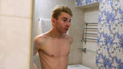 After Shower Gay Russian Twinks Fucking - Boyfun - drtuber.com - Russia